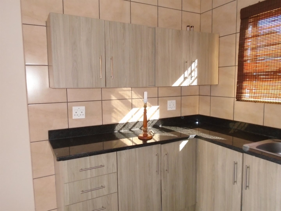 2 Bedroom Property for Sale in Potchefstroom South North West